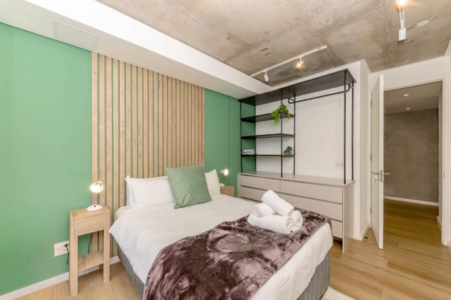 2 Bedroom Property for Sale in Sea Point Western Cape